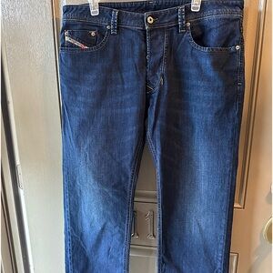 Deisel Brand Larkee Men’s Straight Leg Jeans (Authentic) 36W X 32L